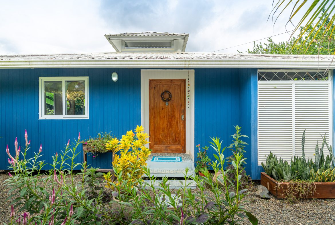 MODERN TURN KEY 1 BEDROOM STUDIO IN UVITA – 0.12 ACRES