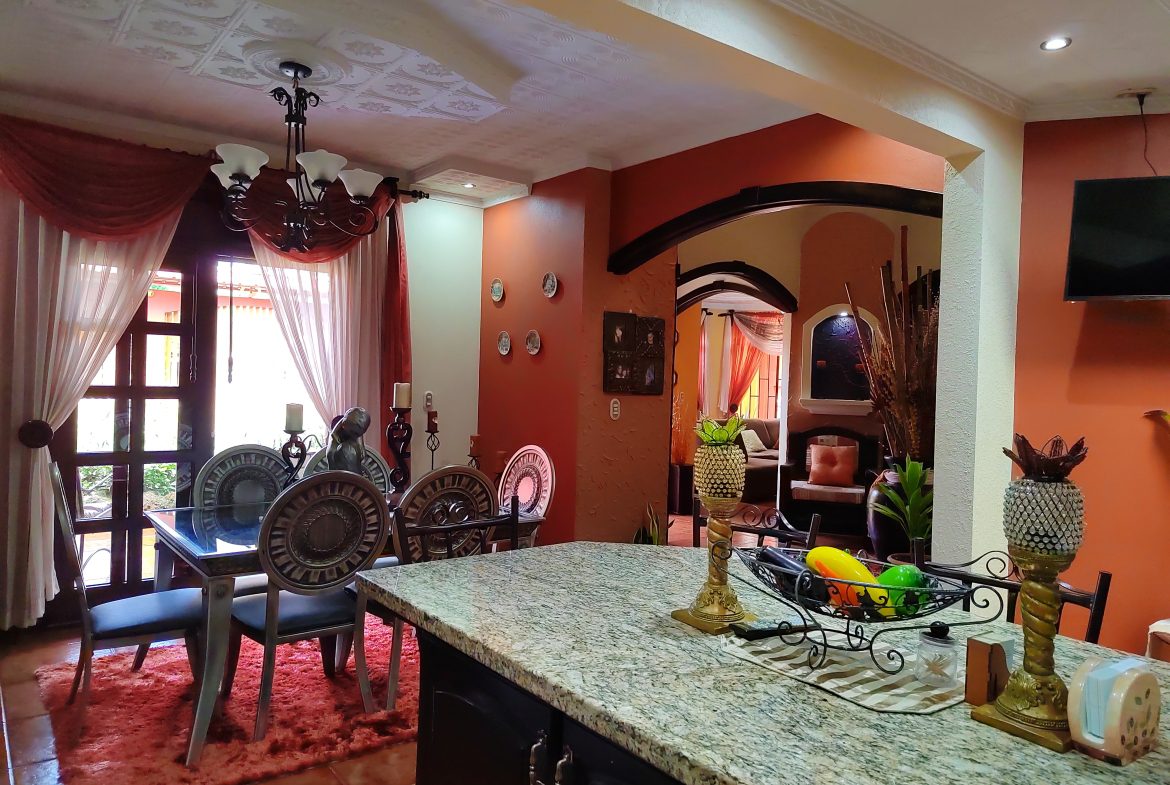 EXQUISITE SAN ISIDRO RESIDENCE: LUXURY LIVING AT ITS FINEST