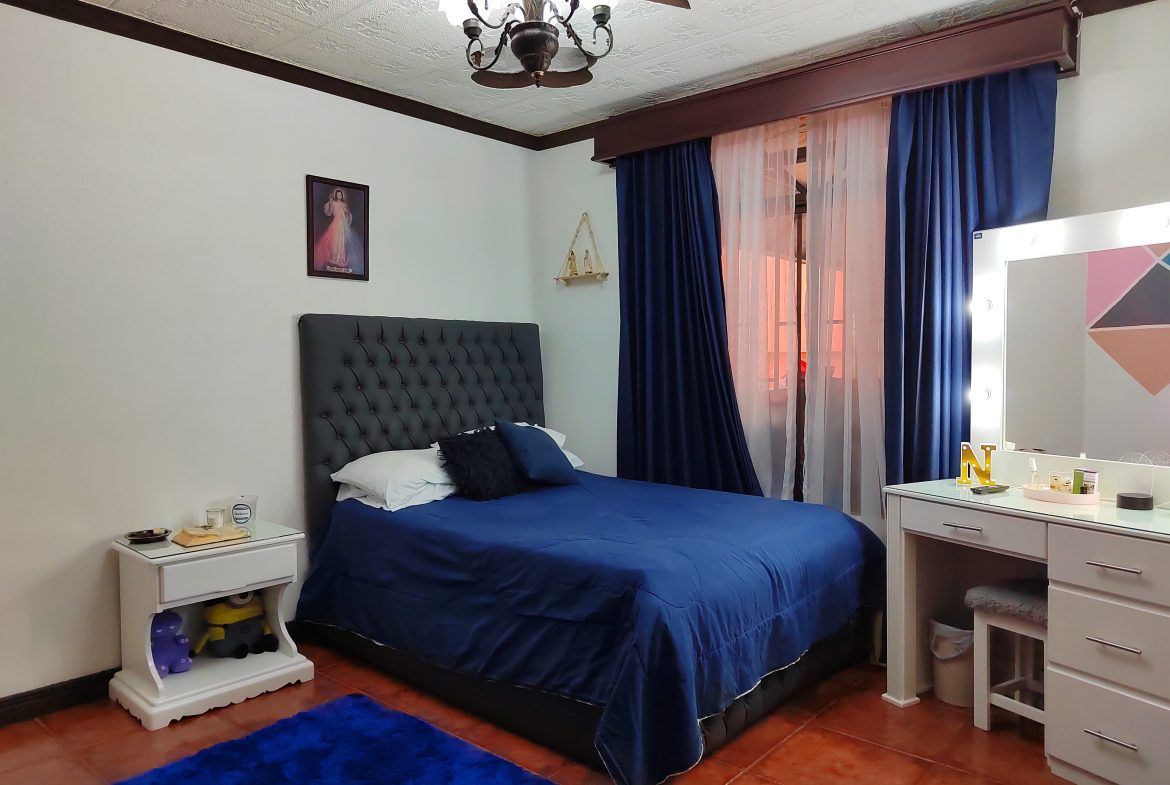 EXQUISITE SAN ISIDRO RESIDENCE: LUXURY LIVING AT ITS FINEST