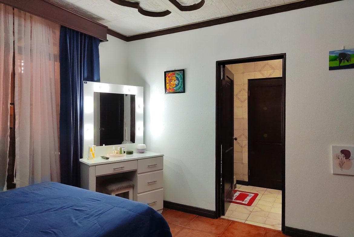 EXQUISITE SAN ISIDRO RESIDENCE: LUXURY LIVING AT ITS FINEST