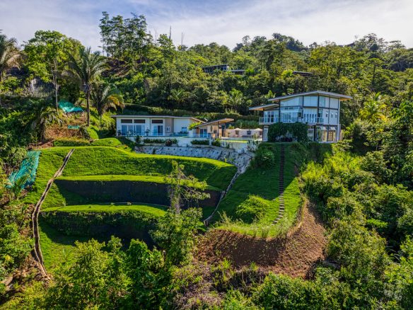 LUXURY 6 BEDROOM HOME WITH AMAZING OCEAN VIEW, Uvita, Costa Rica — photo 4
