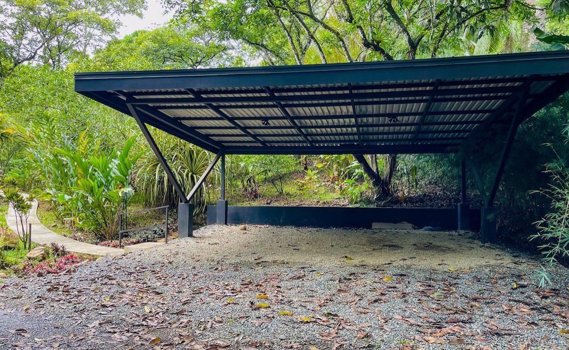 3 BEDROOM HOME AND TWO CABINAS WITH VIEWS TO THE STREAM – 1.96 ACRES