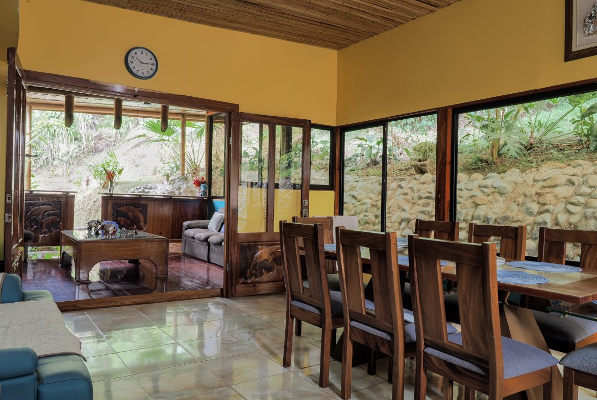 TURN KEY MOUNTAIN VIEW 2 BEDROOM HOUSE PLUS BUNGALOW WITH COOL CLIMATE AND PRIVACY – 0.8 ACRES