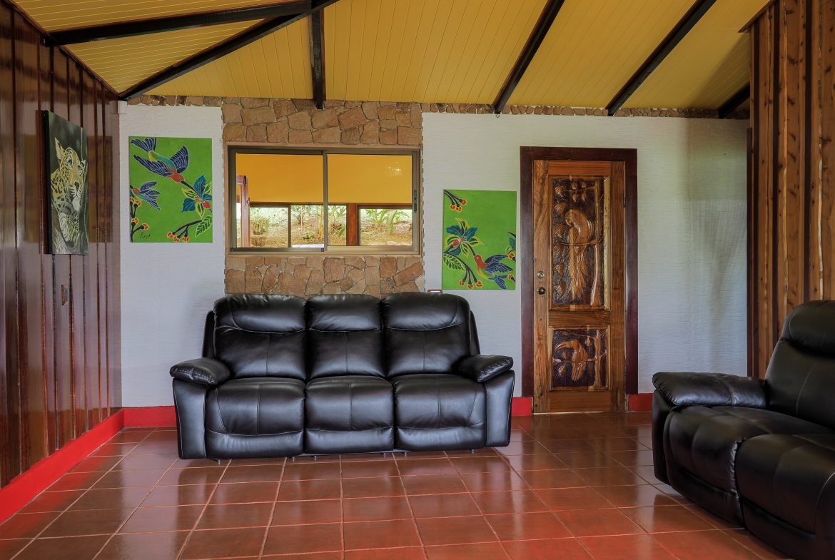 TURN KEY MOUNTAIN VIEW 2 BEDROOM HOUSE PLUS BUNGALOW WITH COOL CLIMATE AND PRIVACY – 0.8 ACRES
