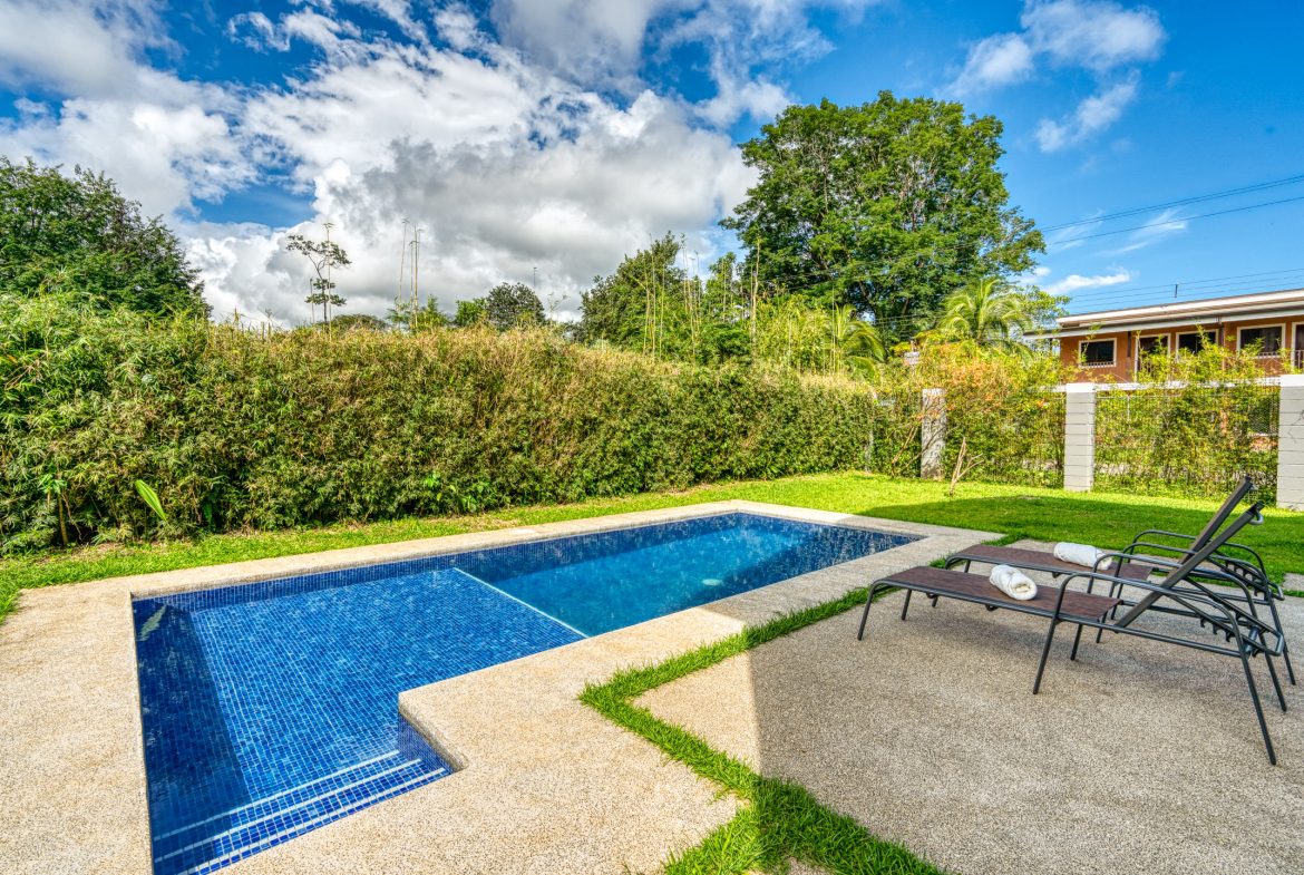 3 BEDROOM MODERN HOME WITH POOL WALKING DISTANCE TO EVERYTHING IN UVITA, Uvita, Costa Rica — photo 6