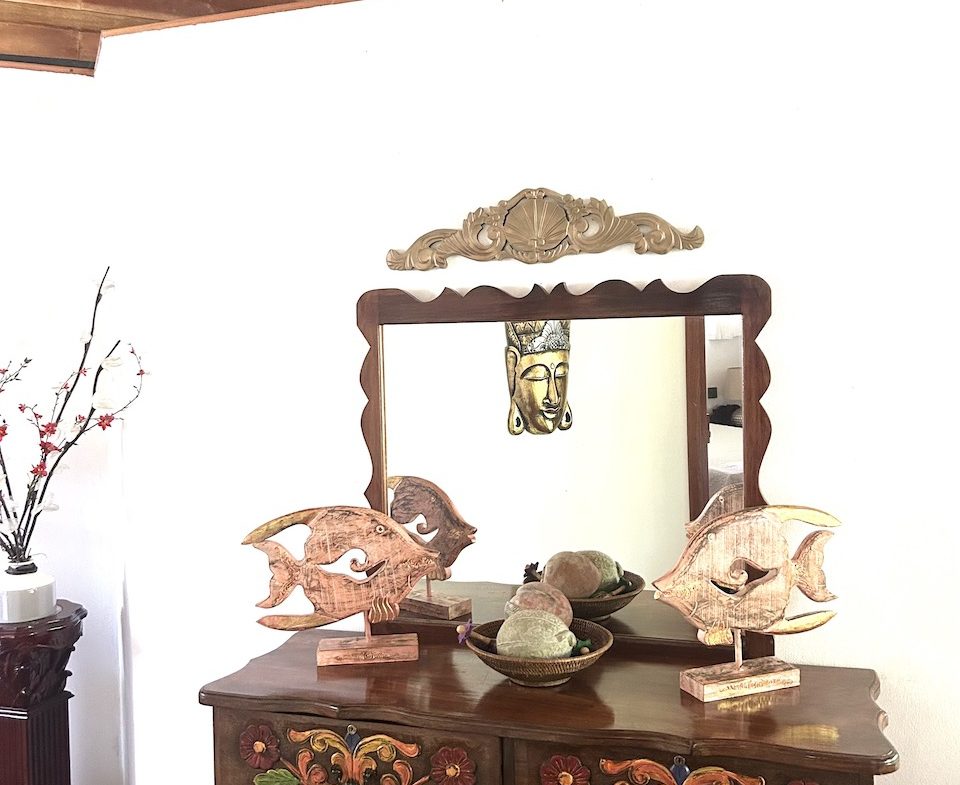 CASA BALI – 3 BEDROOM HOME WALKING DISTANCE TO THE BEACH