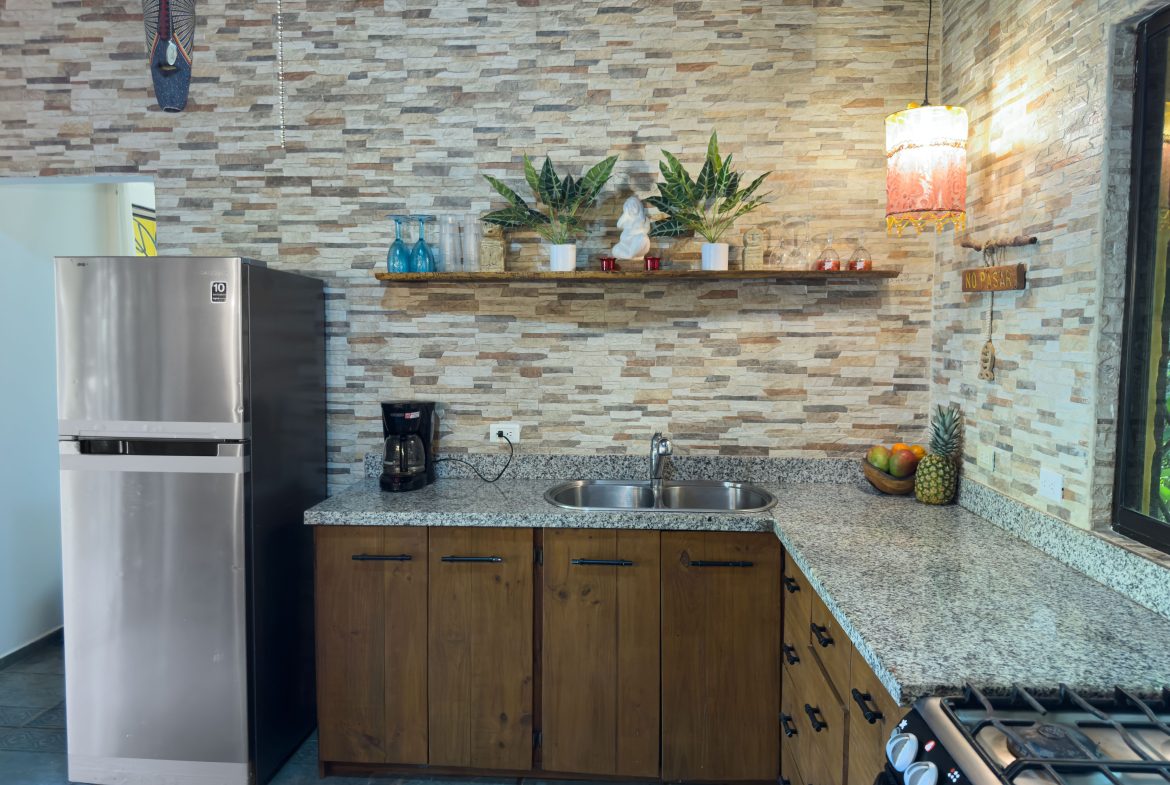 CASA MARIPOSA CONDOMINIUM IN THE HEART OF MANUEL ANTONIO