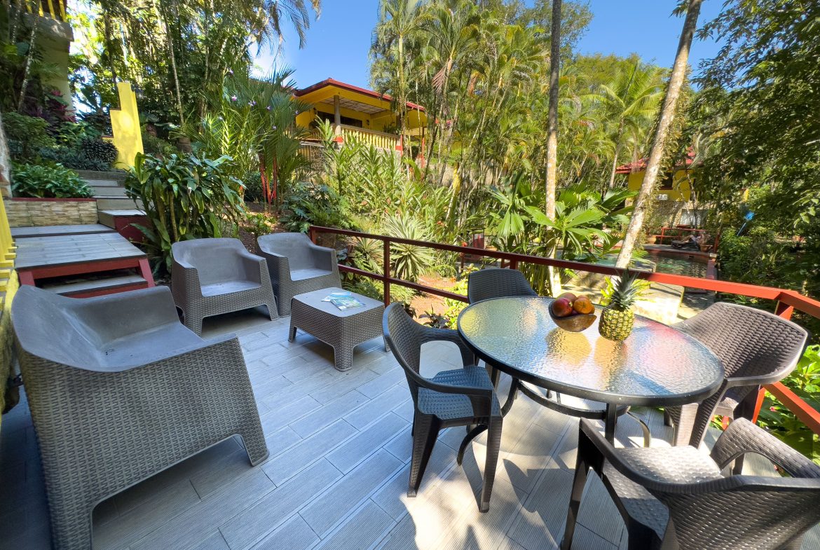 CASA MARIPOSA CONDOMINIUM IN THE HEART OF MANUEL ANTONIO