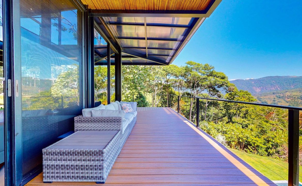 AMAZING PROPERTY WITH OCEAN AND MOUNTAIN VIEWS IN ESCALERAS – 2.44 ACRES