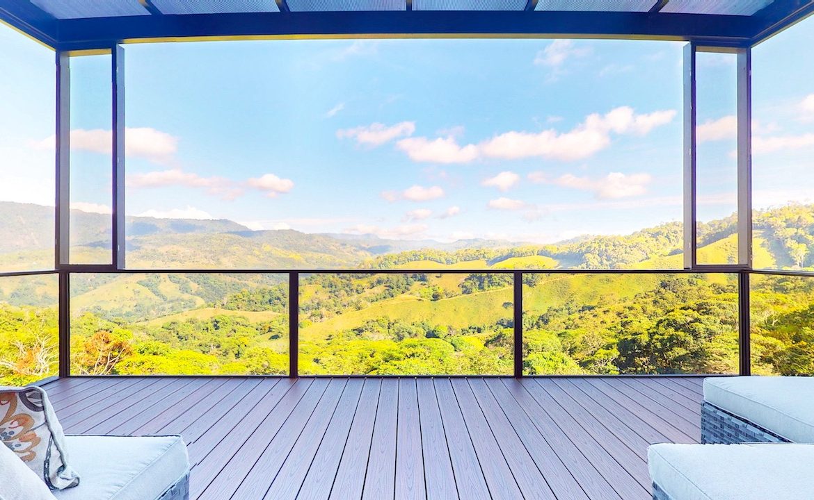 AMAZING PROPERTY WITH OCEAN AND MOUNTAIN VIEWS IN ESCALERAS – 2.44 ACRES