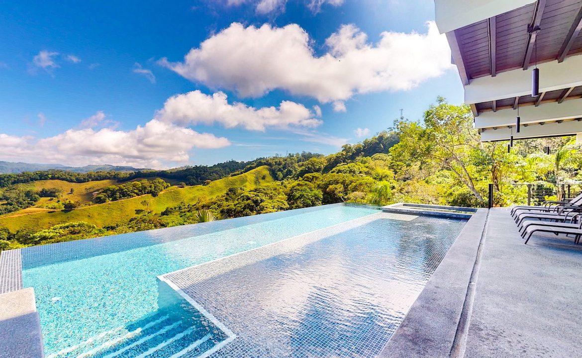 AMAZING PROPERTY WITH OCEAN AND MOUNTAIN VIEWS IN ESCALERAS – 2.44 ACRES