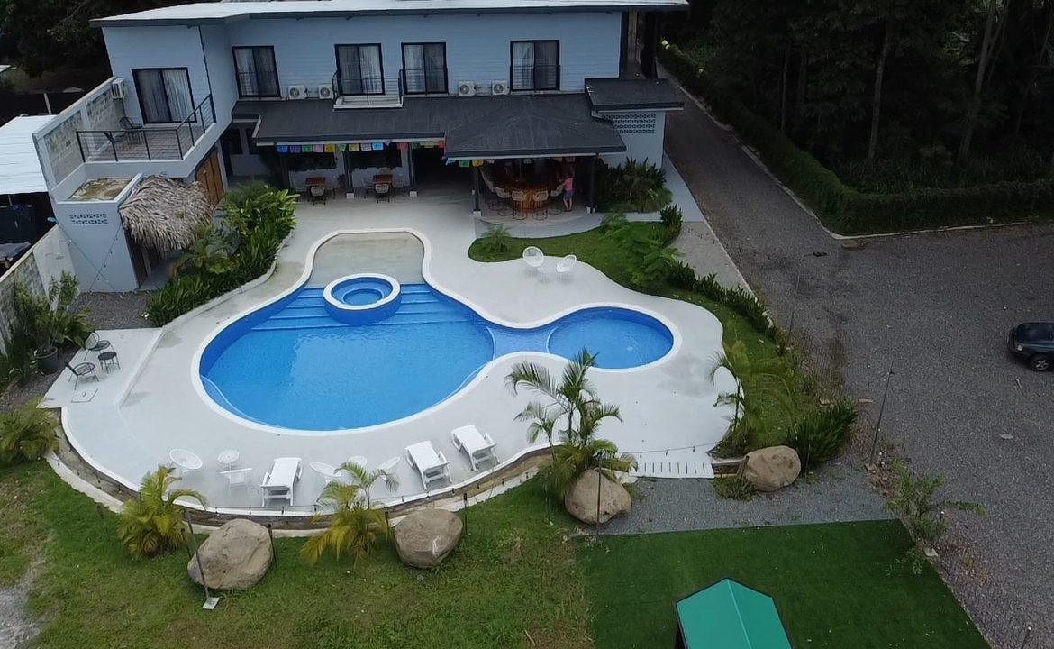 COMMERCIAL CENTER FOR SALE IN UVITA  – 0.84 ACRES