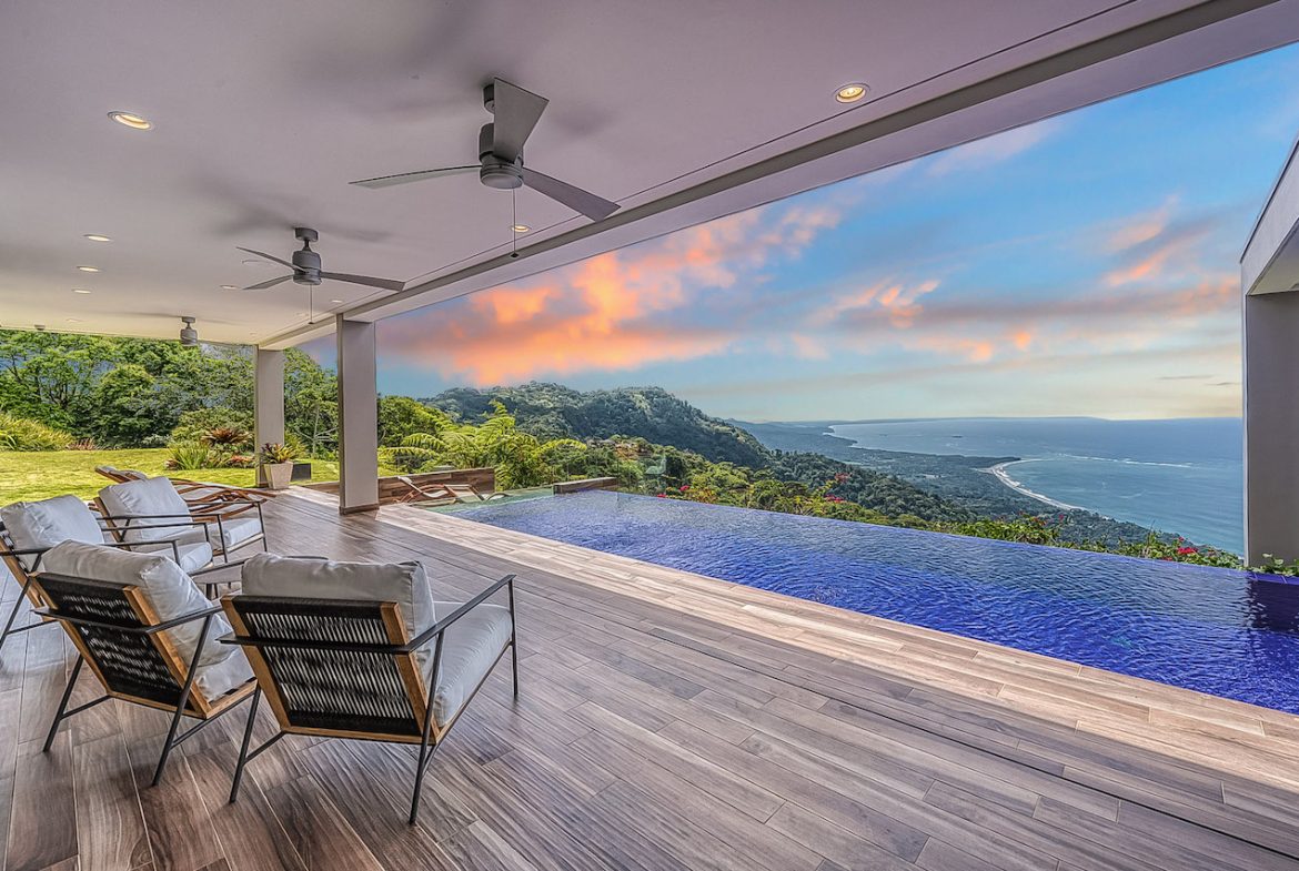 CHÂTEAU MONTAGE – LUXURY HOUSE, GUEST HOUSE, CARETAKER HOUSE AND AMAZING VIEWS IN GATED COMMUNITY, Uvita, Costa Rica — photo 5