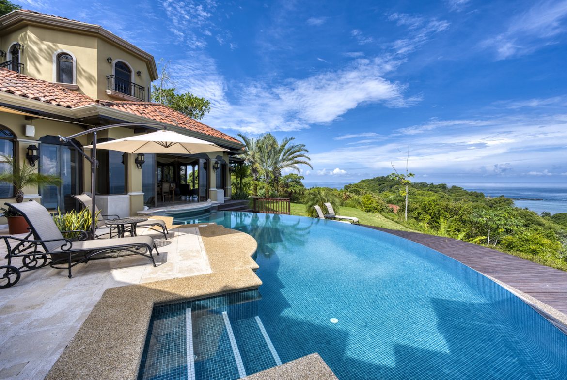 LUXURY COLONIAL-STYLE HOME WITH AMAZING OCEAN VIEWS, Uvita, Costa Rica — photo 5