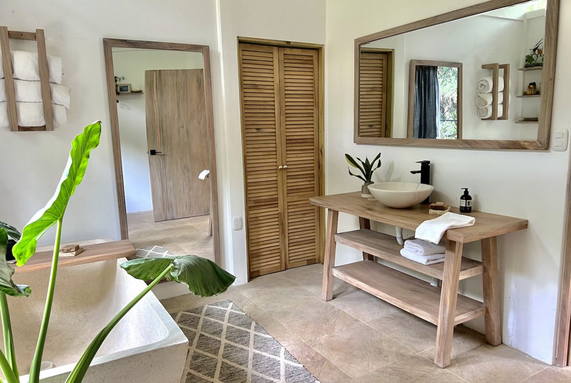 COZY HOME NEAR RIVER IN HATILLO