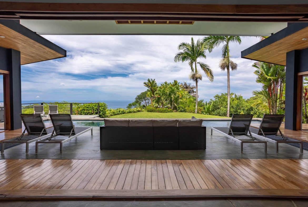 LUXURY OCEAN VIEW PROPERTY WITH HOUSE AND GUEST HOUSE – 19.78 ACRES, Uvita, Costa Rica — photo 5