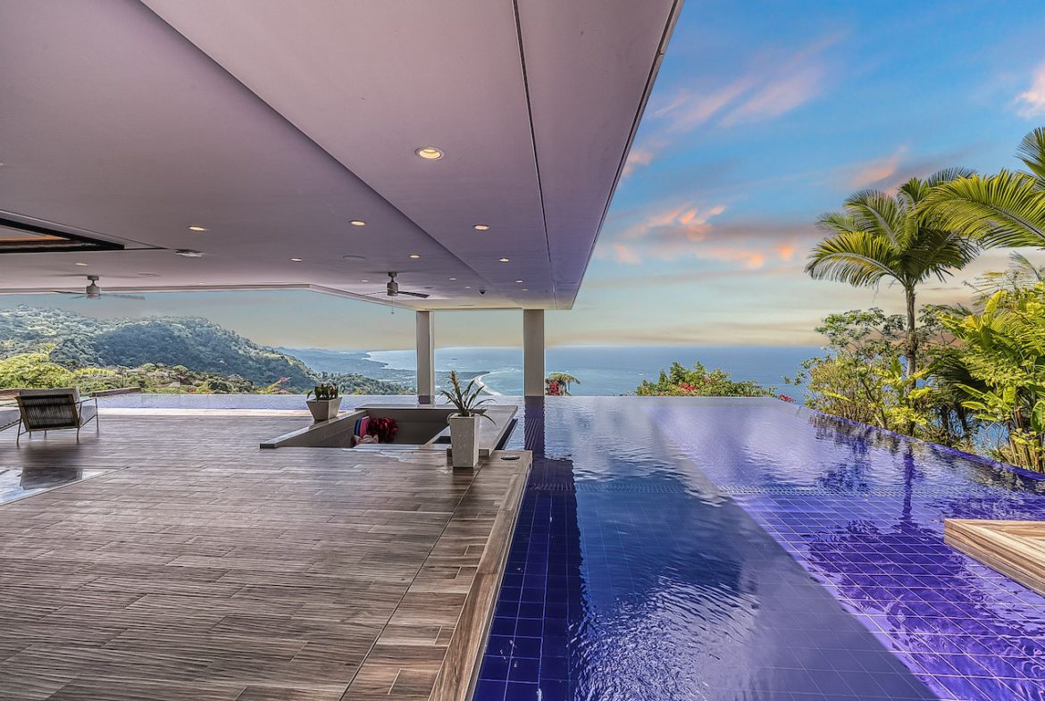 CHÂTEAU MONTAGE – LUXURY HOUSE, GUEST HOUSE, CARETAKER HOUSE AND AMAZING VIEWS IN GATED COMMUNITY, Uvita, Costa Rica — photo 7