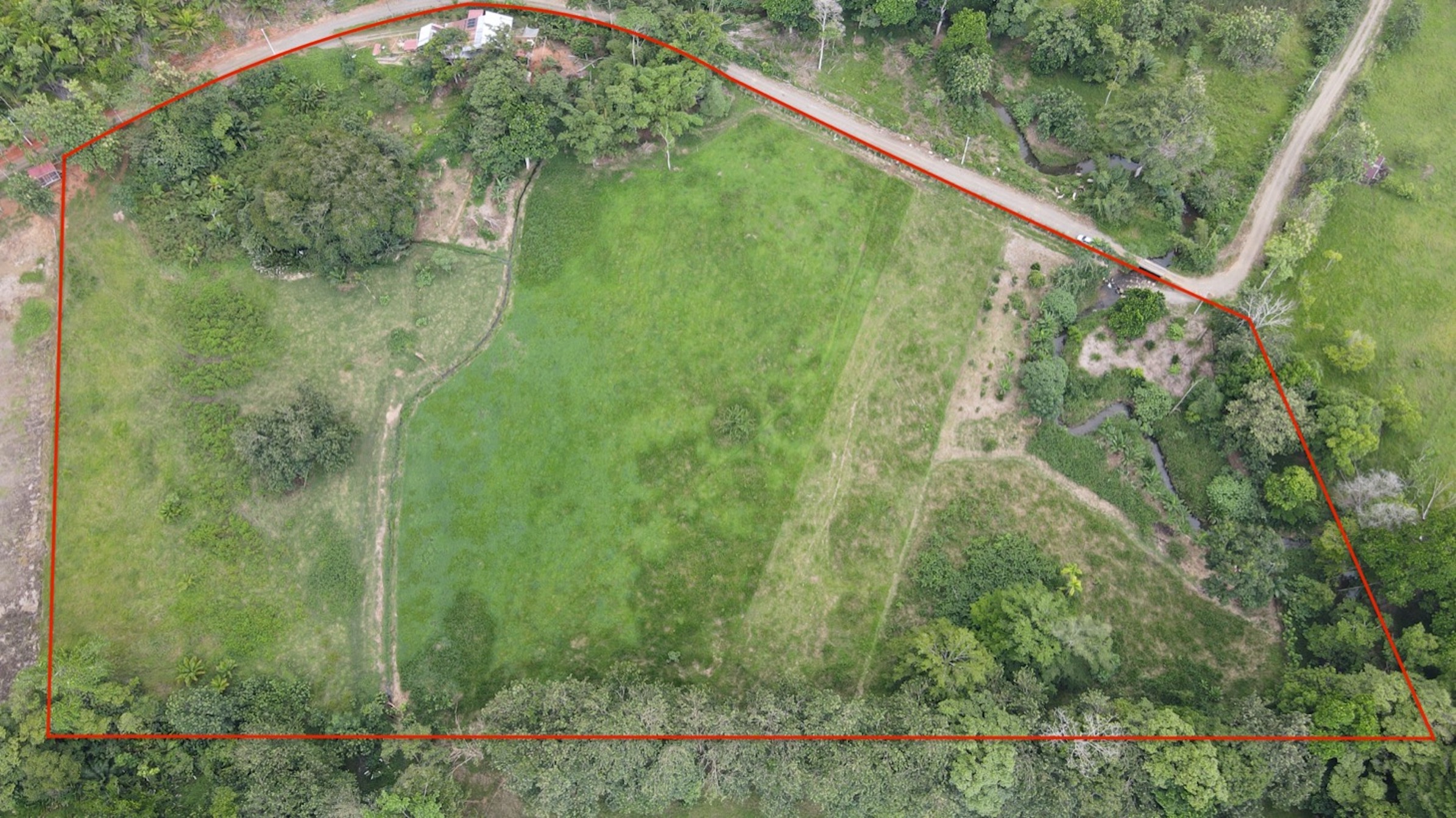EXCEPTIONAL OPPORTUNITY FOR AGRICULTURAL AND RESIDENTIAL INVESTMENT IN SAN BUENAS WITH A PRIME 4.7 HECTARE FARM.
