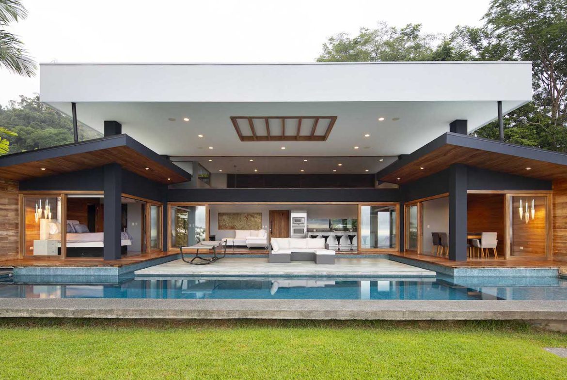 LUXURY OCEAN VIEW PROPERTY WITH HOUSE AND GUEST HOUSE – 19.78 ACRES, Uvita, Costa Rica — photo 8