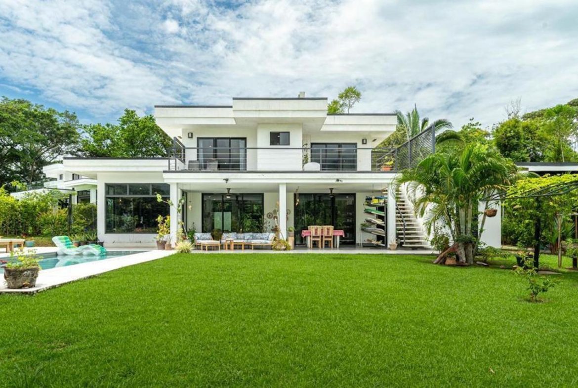 JUNGLE VIEW 3 BEDROOM HOME – 0.86 ACRES, Uvita, Costa Rica — photo 3