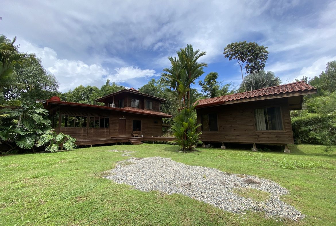 LOVELY WOODEN CABIN HOUSE LOCATED IN OJOCHAL