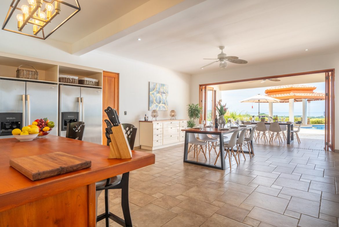LUXURY LIVING 5 BEDROOM HOME – 1.77 ACRES, Uvita, Costa Rica — photo 8