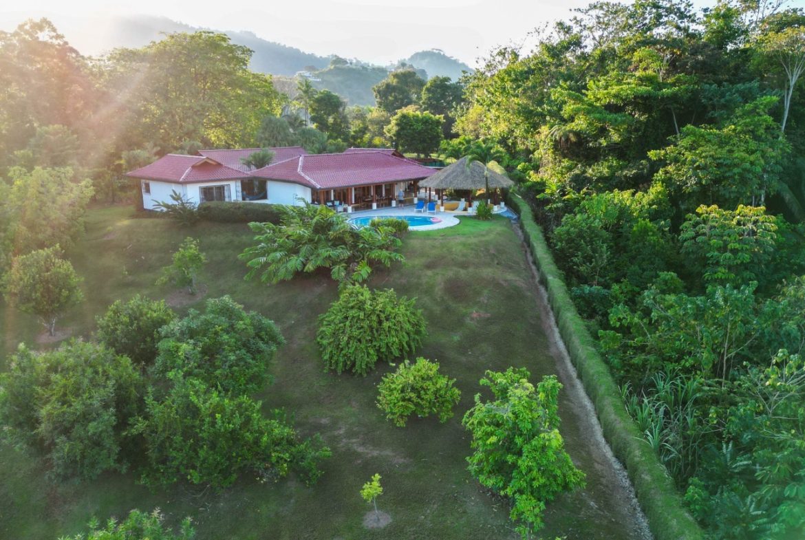 PROPERTY WITH A GUEST HOUSE AND PANORAMIC VIEWS OF THE OCEAN AND MOUNTAINS, IN OJOCHAL – 2.58 ACRES, Uvita, Costa Rica — photo 4