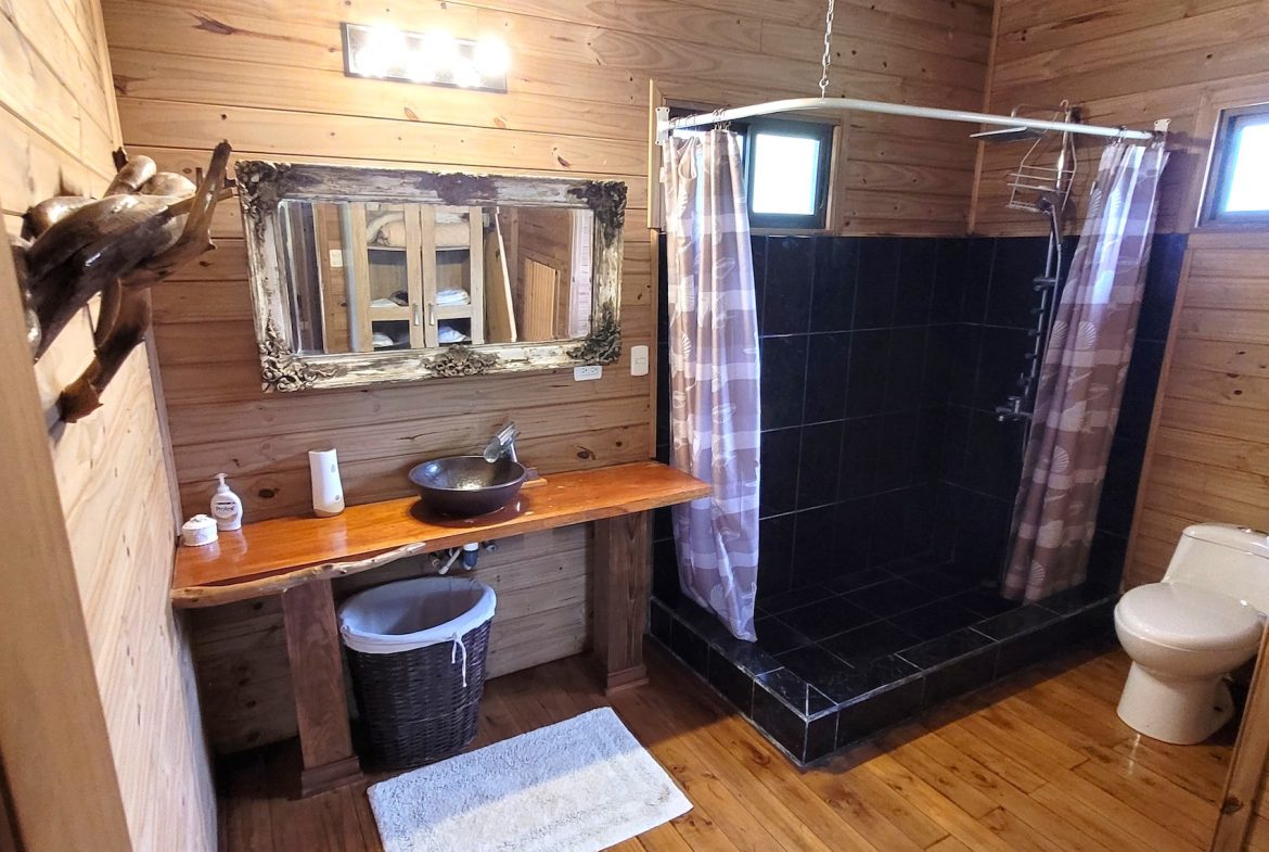 LOVELY WOODEN CABIN HOUSE LOCATED IN OJOCHAL