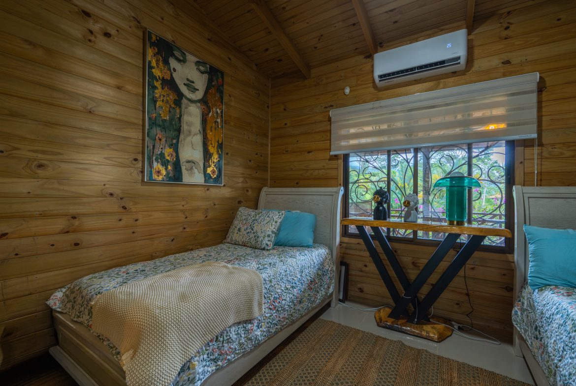 OCEAN VIEW HOME WITH TREE HOUSE VIBES
