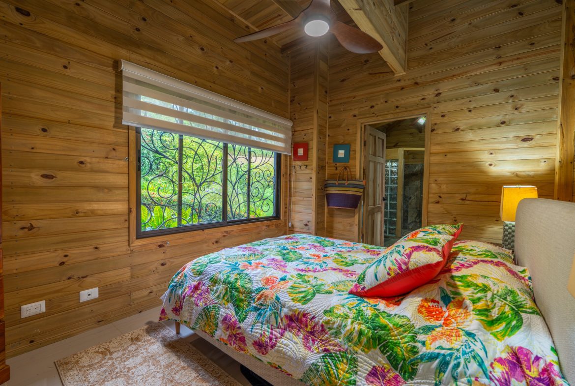 OCEAN VIEW HOME WITH TREE HOUSE VIBES