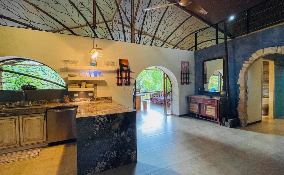 HOUSE AND GUEST HOUSE IN CENTRAL OJOCHAL – 1.35 ACRES