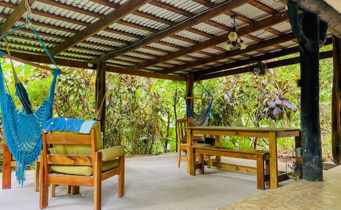 HOUSE AND GUEST HOUSE IN CENTRAL OJOCHAL – 1.35 ACRES