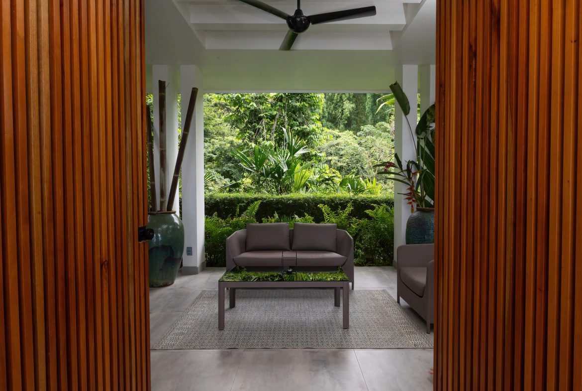 MODERN  PROPERTY WITH VIEWS OF THE PACIFIC OCAEN AND JUNGLE IN OJOCHAL, Uvita, Costa Rica — photo 4