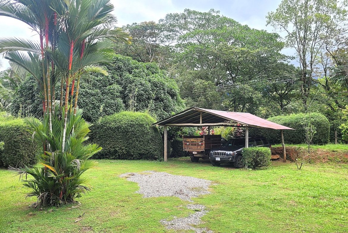 LOVELY WOODEN CABIN HOUSE LOCATED IN OJOCHAL, Uvita, Costa Rica — photo 4