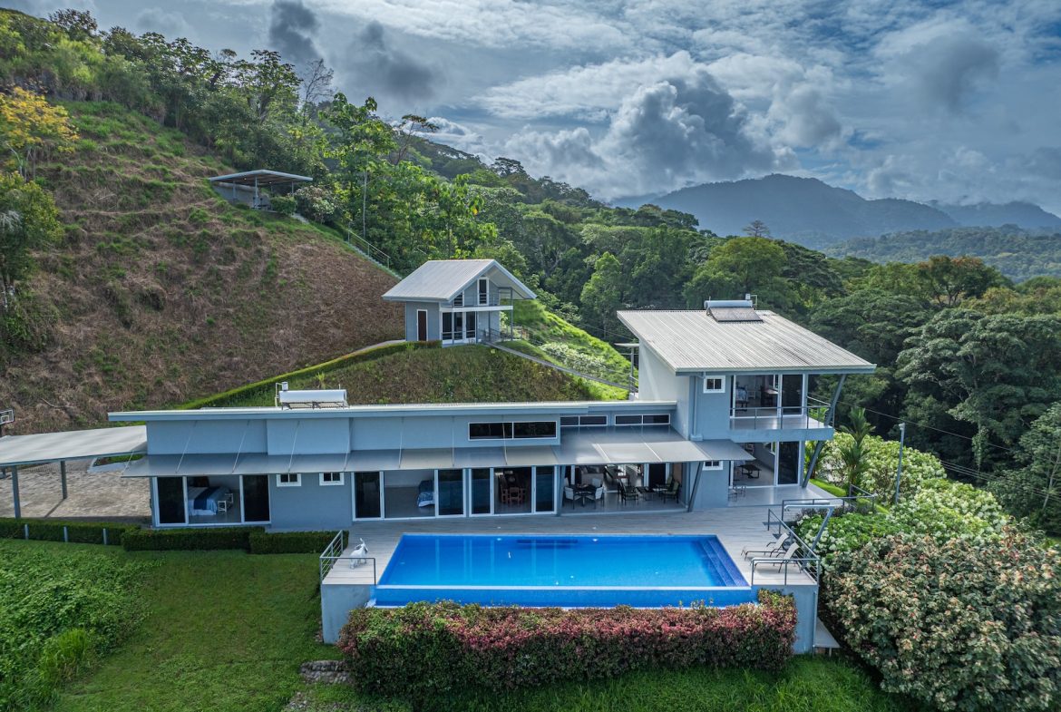 LUXURY 5 BEDROOM ESTATE IN UVITA WITH GYM AND GUEST CASITA, Uvita, Costa Rica — photo 3