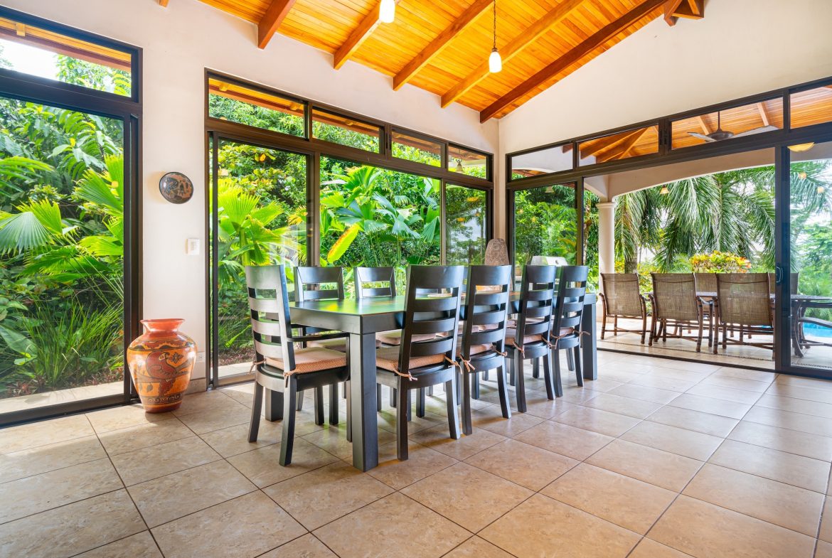 VERY PRIVATE OCEAN AND JUNGLE VIEW HOME IN OJOCHAL