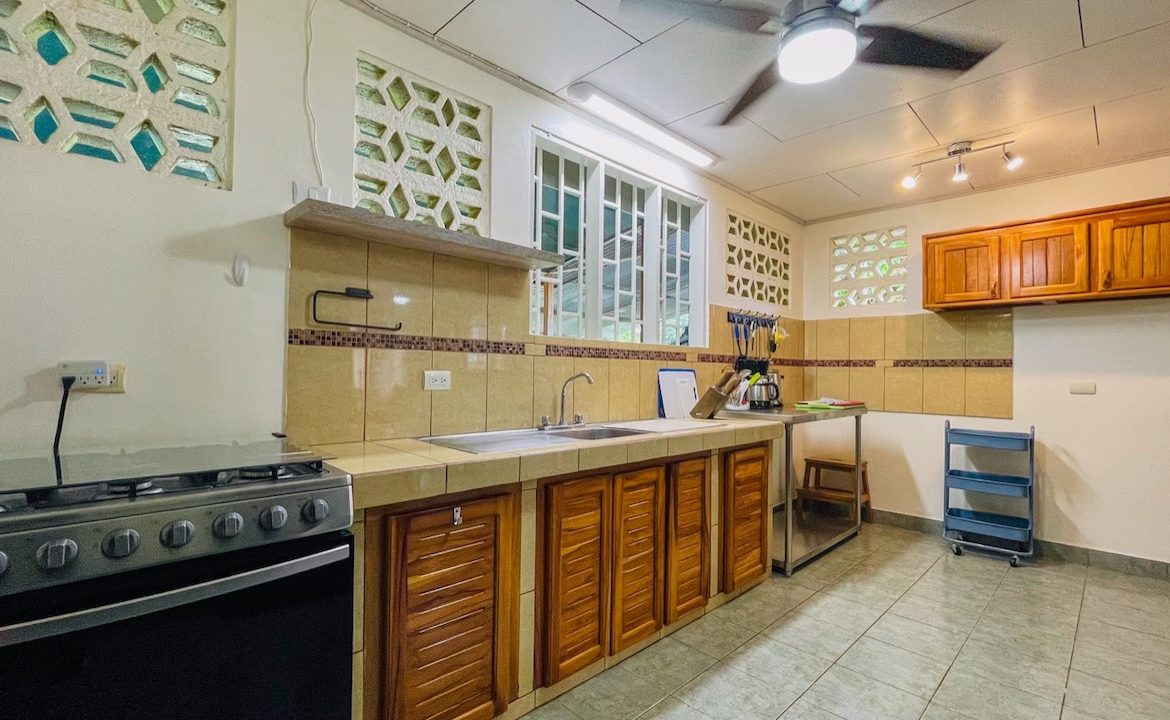 THREE BEDROOM HOUSE IN UVITA NEAR THE BEACH, Uvita, Costa Rica — photo 8