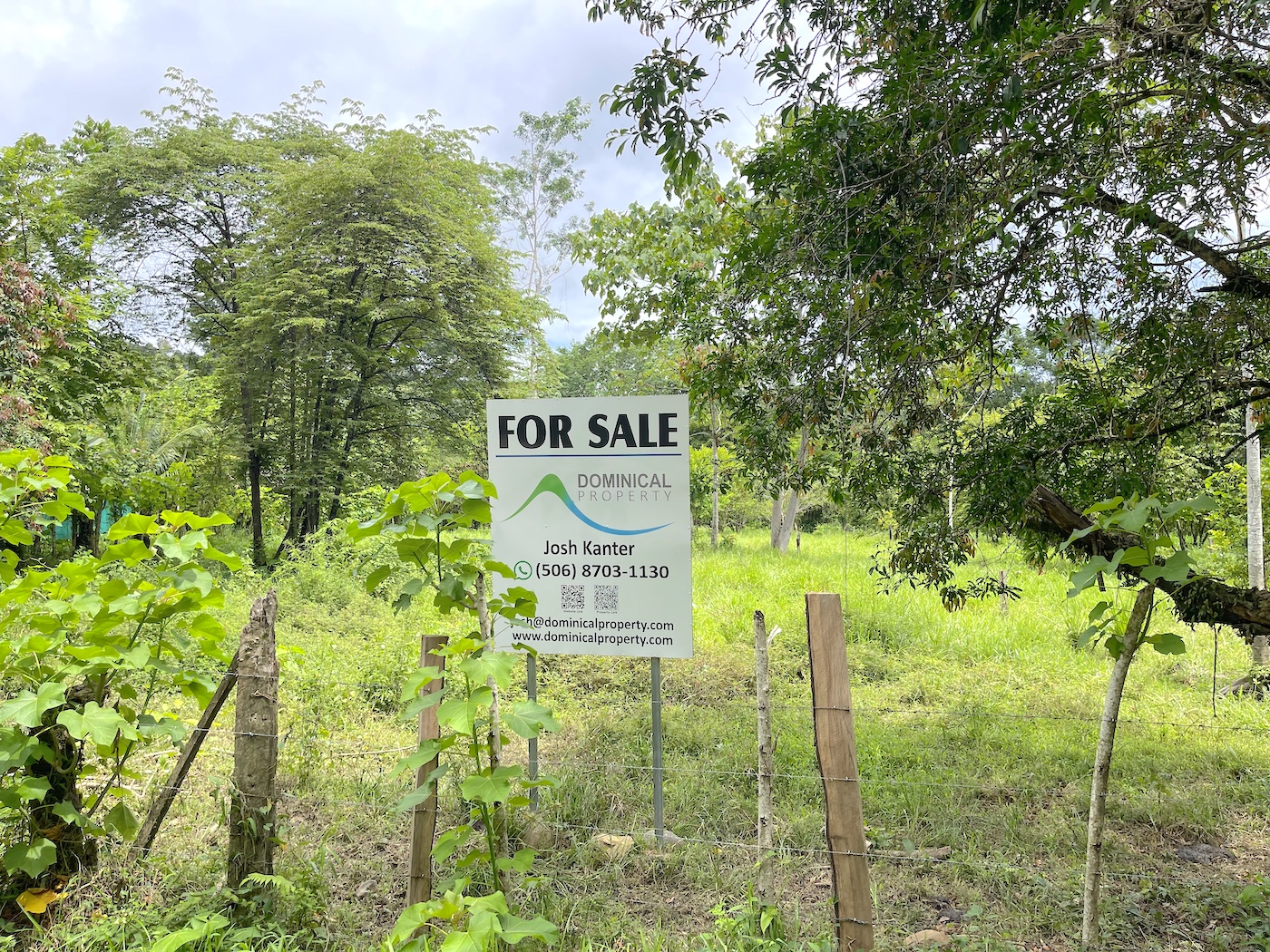 COMMERCIAL PROPERTY WITH AGRICULTURAL LAND IN UVITA – 10.67 Acres