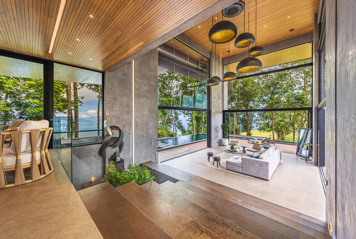 CASA CORAZÓN DE LA SELVA – AMAZING OCEAN VIEW HOME IN ESCALERAS