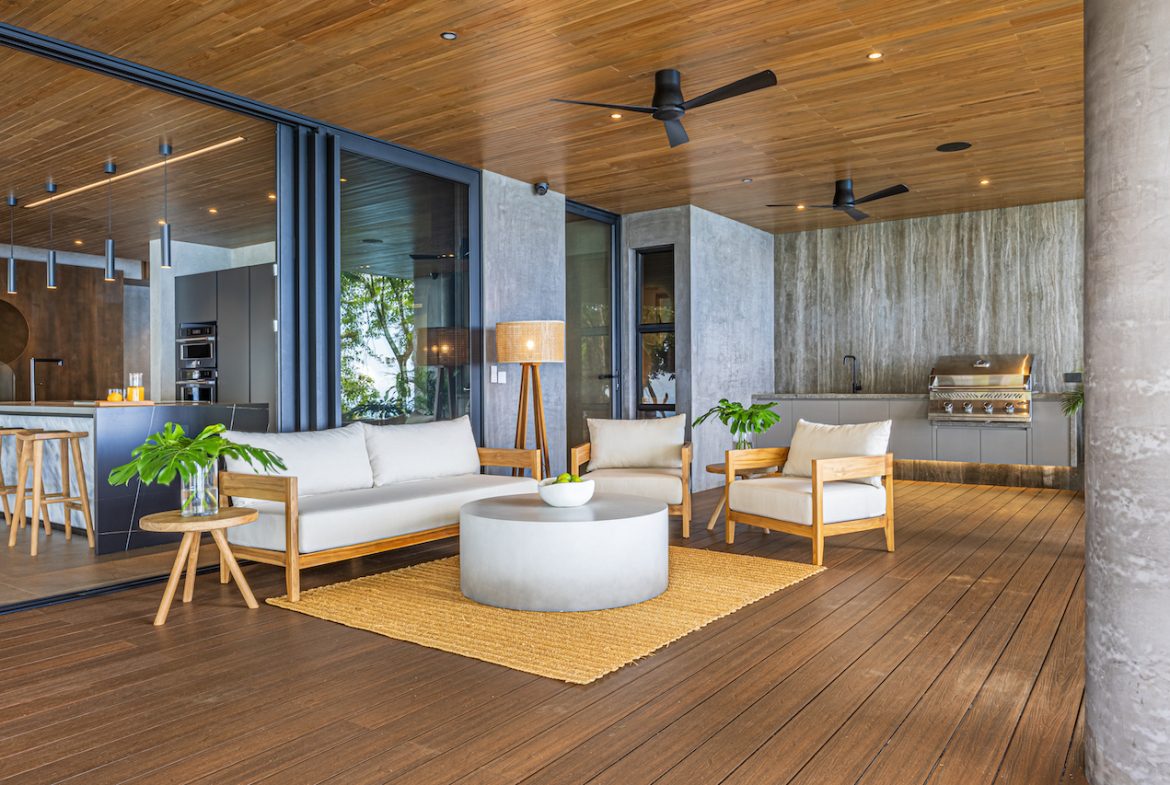 CASA CORAZÓN DE LA SELVA – AMAZING OCEAN VIEW HOME IN ESCALERAS