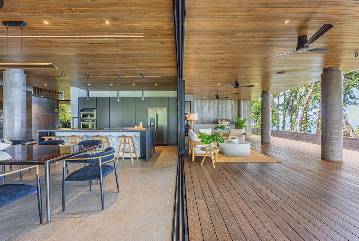 CASA CORAZÓN DE LA SELVA – AMAZING OCEAN VIEW HOME IN ESCALERAS
