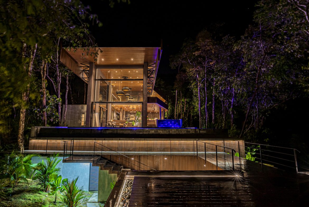 CASA CORAZÓN DE LA SELVA – AMAZING OCEAN VIEW HOME IN ESCALERAS