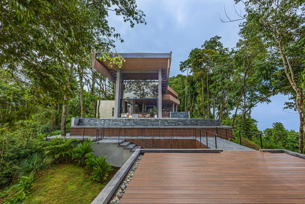 CASA CORAZÓN DE LA SELVA – AMAZING OCEAN VIEW HOME IN ESCALERAS