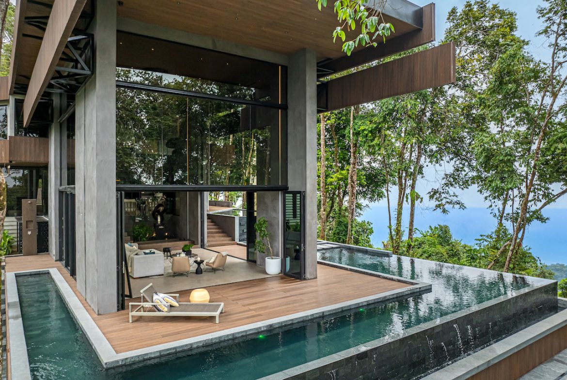 CASA CORAZÓN DE LA SELVA – AMAZING OCEAN VIEW HOME IN ESCALERAS