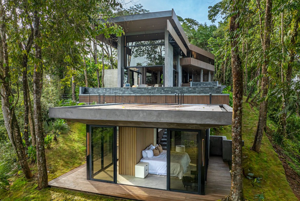 CASA CORAZÓN DE LA SELVA – AMAZING OCEAN VIEW HOME IN ESCALERAS