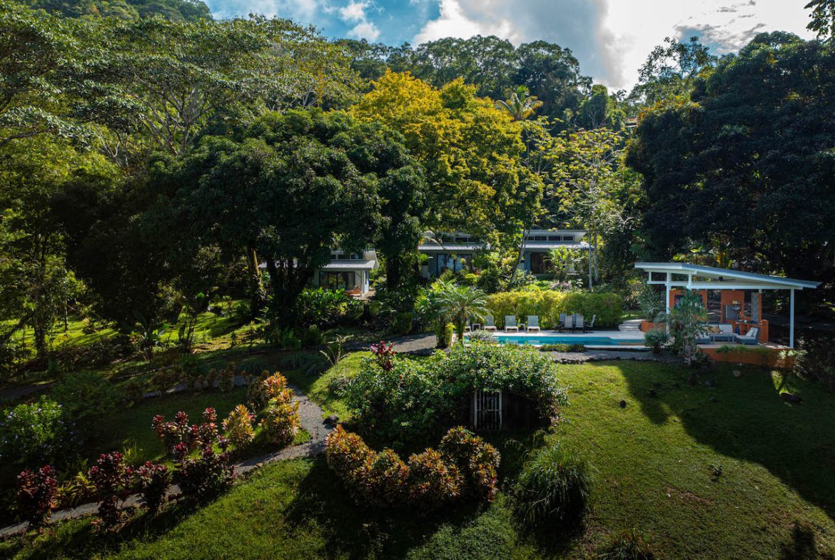 MULTI-USE PROPERTY RESIDENTIAL/HOTEL/COMMERCIAL UVITA, Uvita, Costa Rica — photo 3