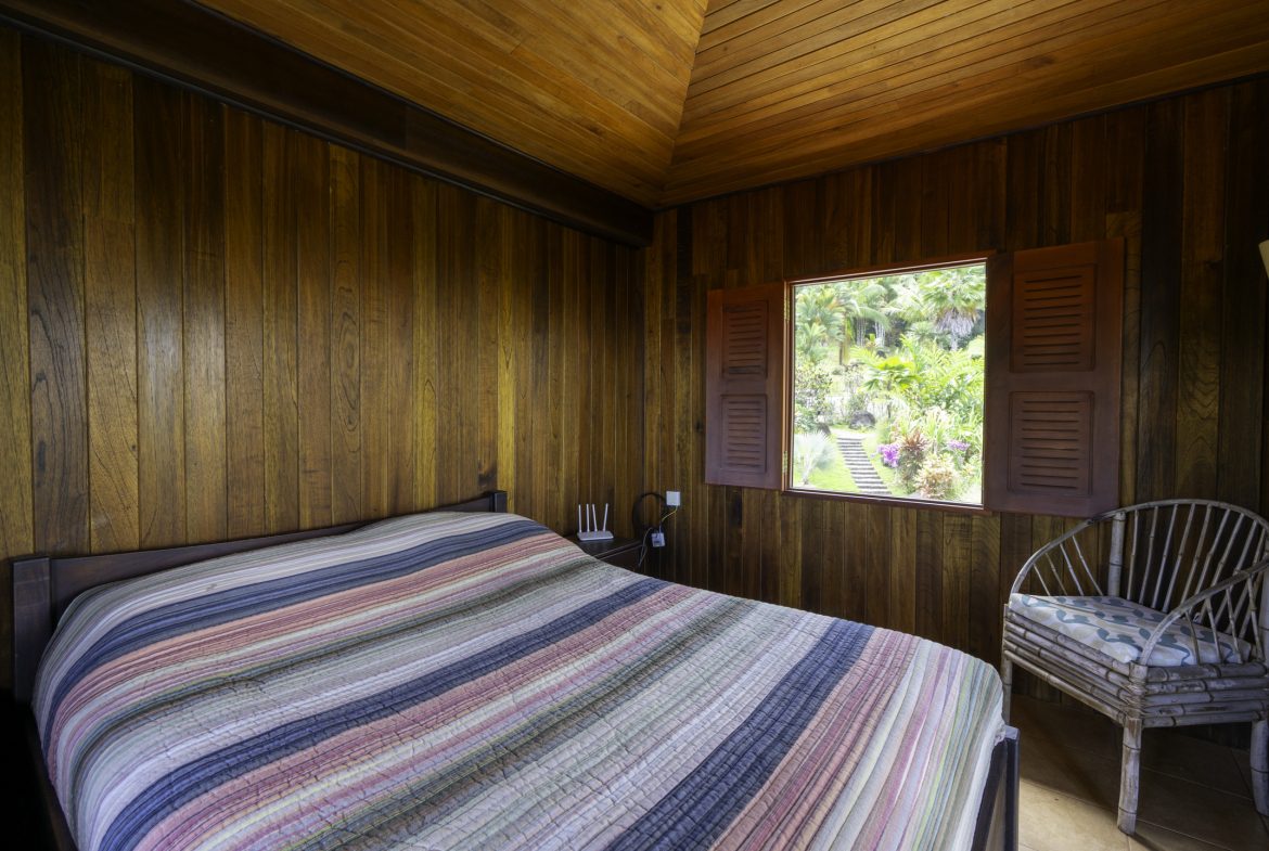 PROPERTY WITH MANICURED LANDSCAPED , OCEAN AND VALLEY VIEW PLUS SMALL HOUSE , CABIN AND STUDIO – 4.72 ACRES