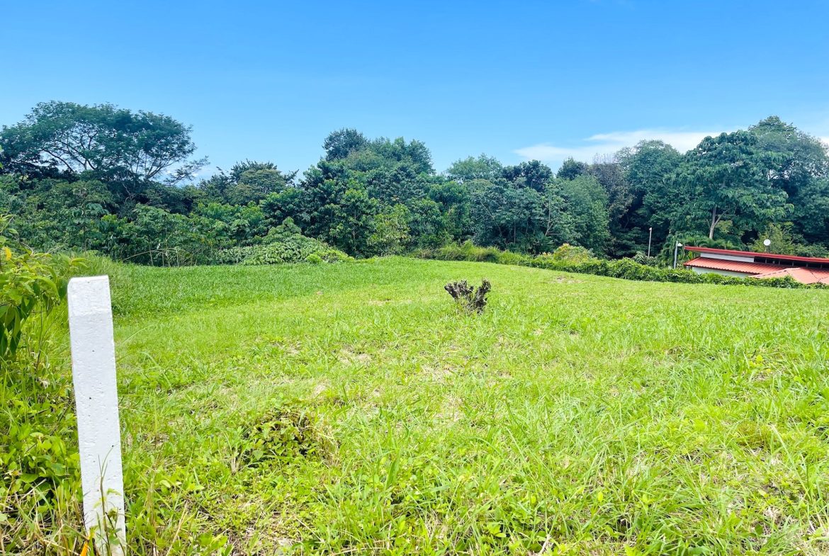MOUNTAIN VIEW PROPERTY – PHASE 11 LOT 25 – 1.67 Acres