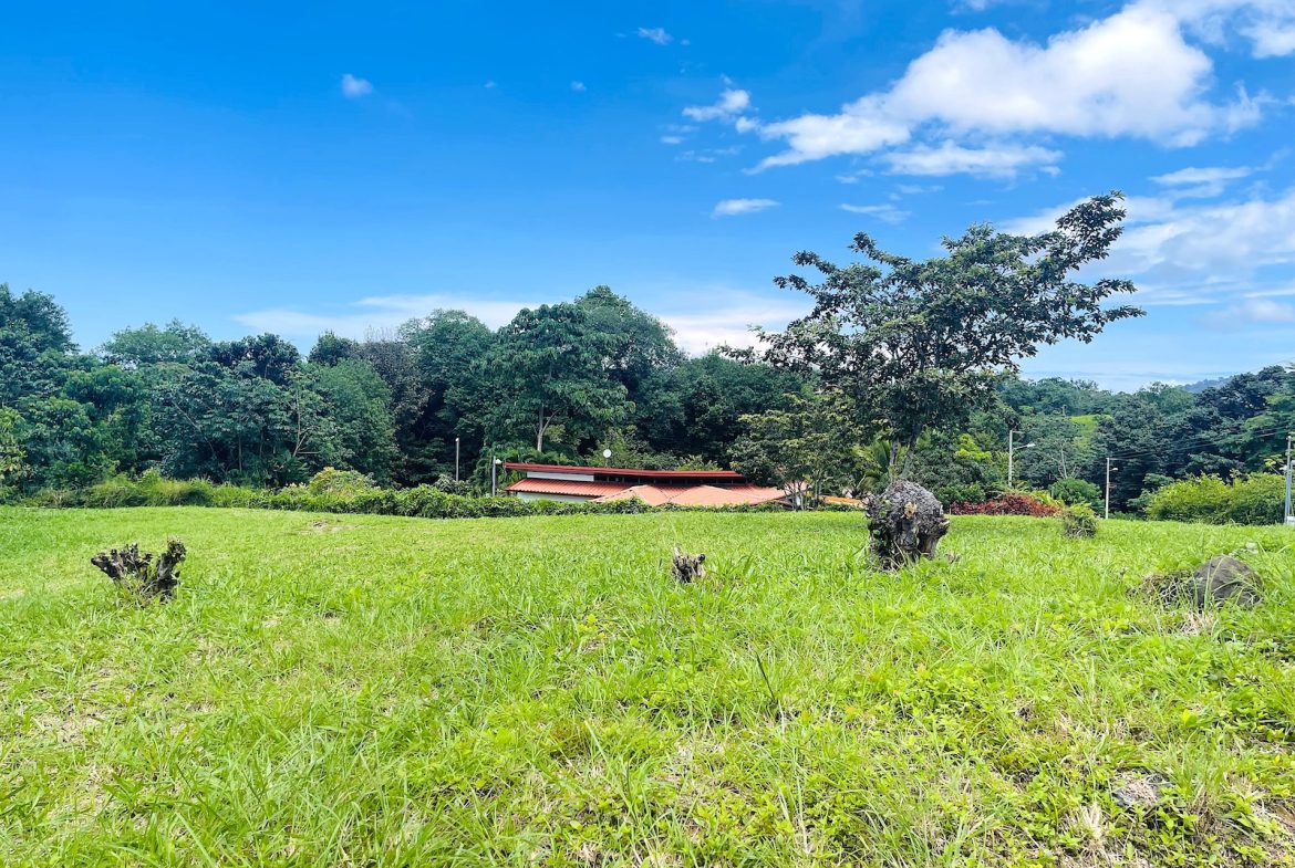 MOUNTAIN VIEW PROPERTY – PHASE 11 LOT 25 – 1.67 Acres