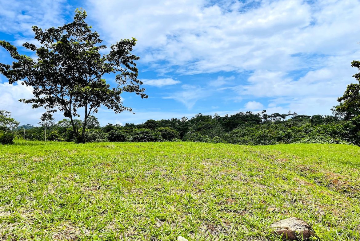 MOUNTAIN VIEW PROPERTY – PHASE 11 LOT 25 – 1.67 Acres